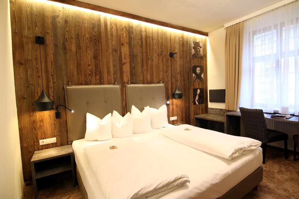 Hotel Goldener Adler, BW Signature Collection Innsbruck Eksteriør billede